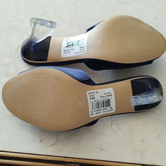 Charles by Charles David Sapphire Blue Kicker Slides Size 7 - Picture 9 of 11